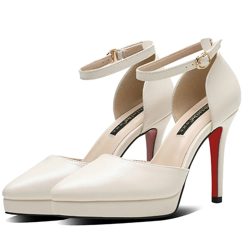 Scarpin Salto Alto Fino com Tiras